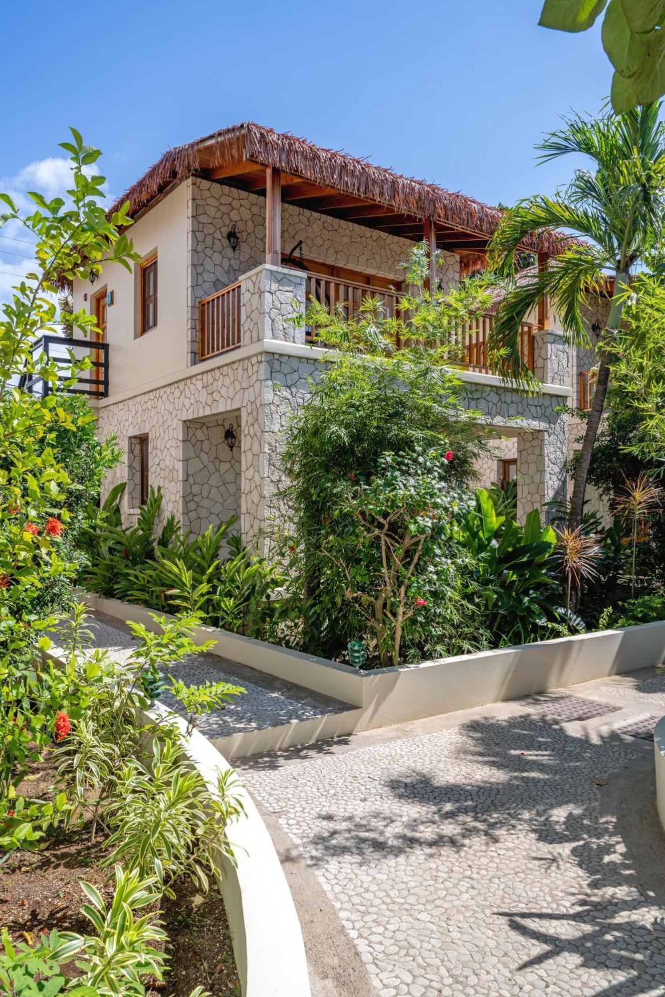 Ocean Cliff Hotel Negril Limited - Adults Only Exterior foto